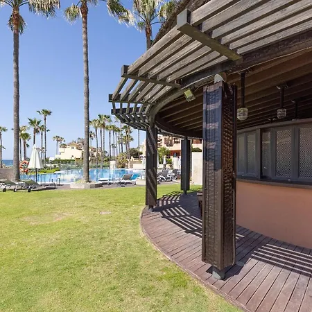Exclusive Frontline Penthouse Σπίτι διακοπών Εστεπόνα