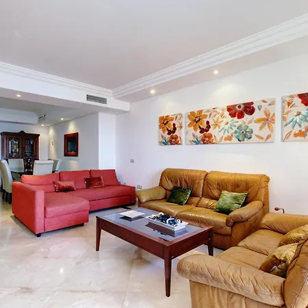 Ferienhaus Exclusive Frontline Penthouse Estepona
