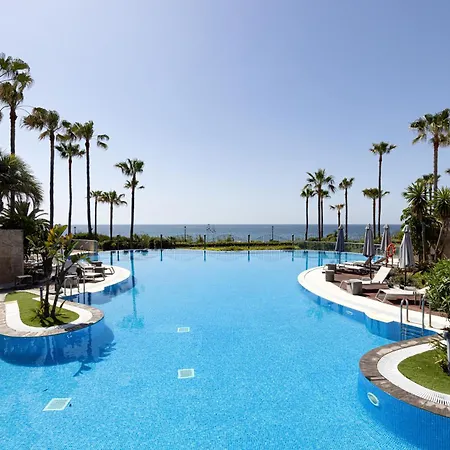 Exclusive Frontline Penthouse Estepona
