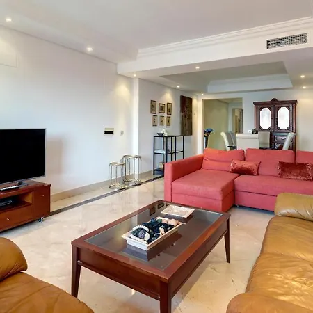 Nyaraló Exclusive Frontline Penthouse Estepona