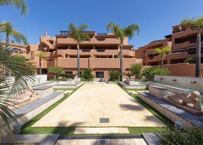 Exclusive Frontline Penthouse * Εστεπόνα